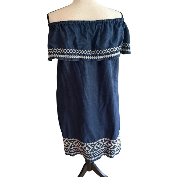 Westport Chambray Embroidered Dress M Blue Off the Shoulder Pockets Cotton - Picture 3 of 10